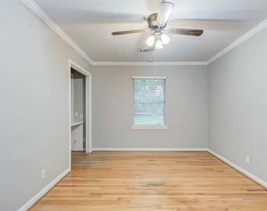 2219 Wakefield Drive - Photo Thumbnail 10