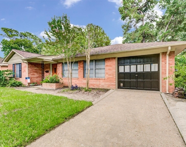 2219 Wakefield Drive - Photo Thumbnail 4