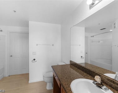 12970 Positano Circle - Photo Thumbnail 4