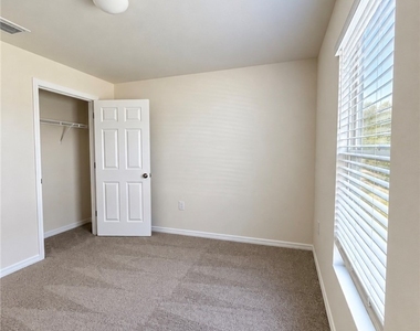 9018 S Castle Circle - Photo Thumbnail 9