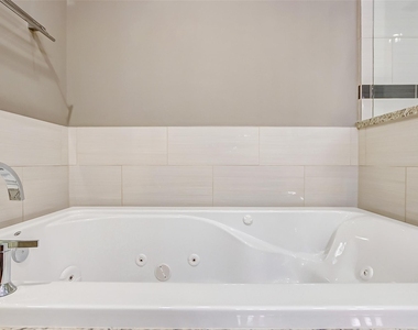 2217 St Emanuel Street - Photo Thumbnail 14