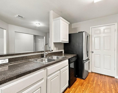 4326 Pecos River Drive - Photo Thumbnail 5
