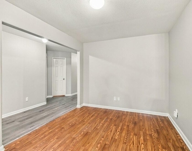 4326 Pecos River Drive - Photo Thumbnail 3