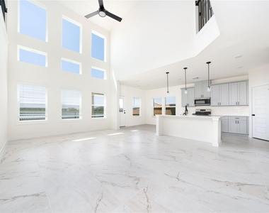 6026 Royal Palm Drive - Photo Thumbnail 7