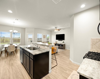 6516 Macroom Meadows Lane - Photo Thumbnail 12