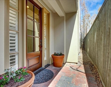 2318 Welch Street - Photo Thumbnail 2