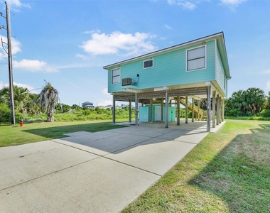 4214 Nueces Drive - Photo Thumbnail 1