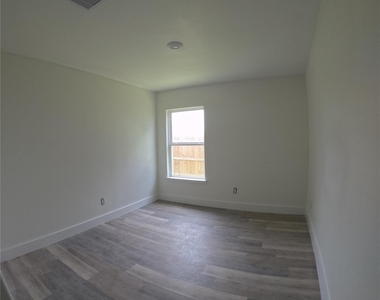 8418 Rayburn Road - Photo Thumbnail 7