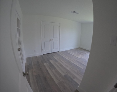 8418 Rayburn Road - Photo Thumbnail 9