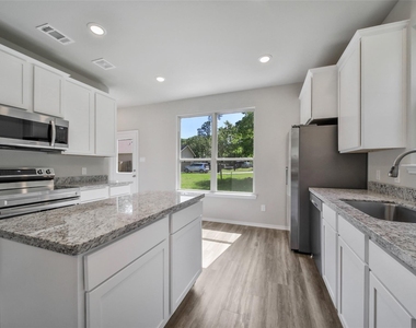 1111 Yellowstone River Rd - Photo Thumbnail 9