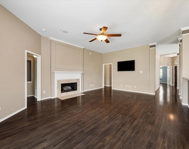 3118 Valley Court - Photo Thumbnail 27