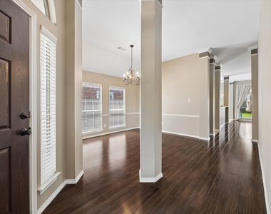 3118 Valley Court - Photo Thumbnail 21