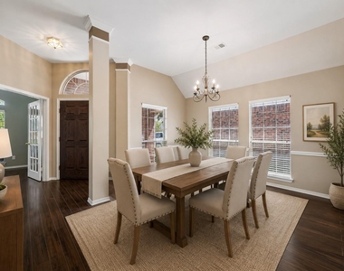 3118 Valley Court - Photo Thumbnail 3