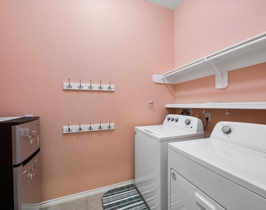 3118 Valley Court - Photo Thumbnail 15