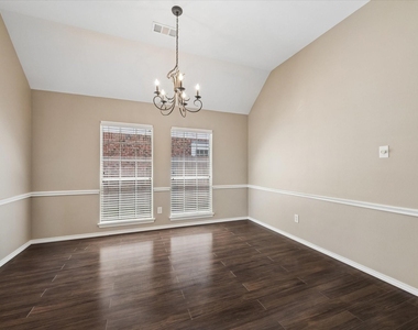 3118 Valley Court - Photo Thumbnail 22