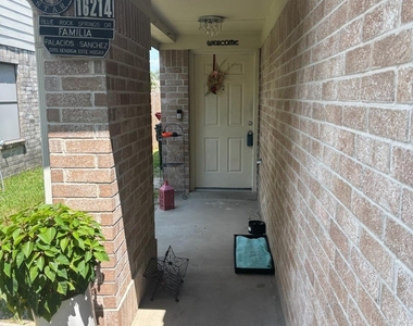 16214 Blue Rock Springs - Photo Thumbnail 3