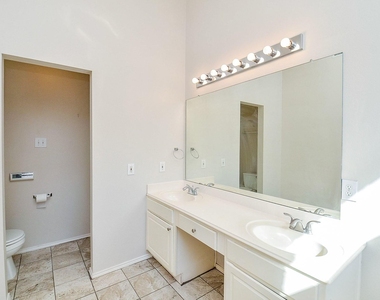 19715 Lindenfield Court - Photo Thumbnail 26