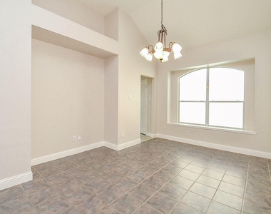 19715 Lindenfield Court - Photo Thumbnail 13