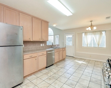 19715 Lindenfield Court - Photo Thumbnail 19