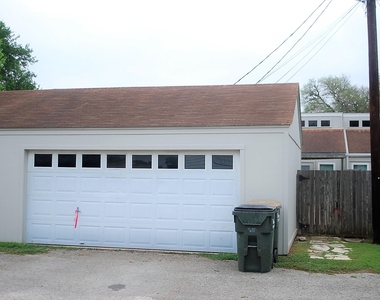 214 Charter Street - Photo Thumbnail 12