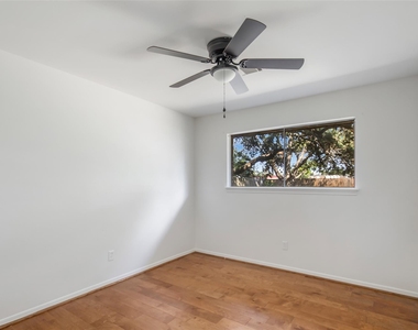 603 Sharon Drive - Photo Thumbnail 15