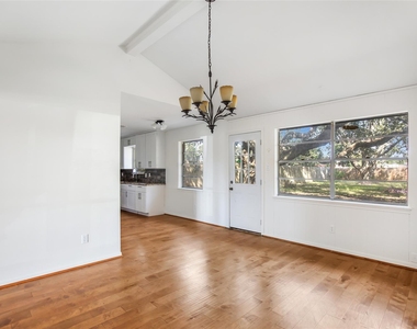 603 Sharon Drive - Photo Thumbnail 6