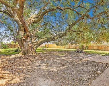 603 Sharon Drive - Photo Thumbnail 19