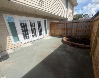 18210 Heritage Lane - Photo Thumbnail 18