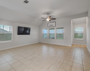 3334 Tug Way - Photo Thumbnail 6