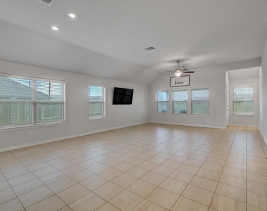3334 Tug Way - Photo Thumbnail 11