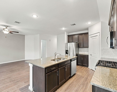 12408 Southern Trail Court - Photo Thumbnail 21