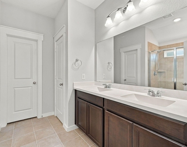 12408 Southern Trail Court - Photo Thumbnail 29