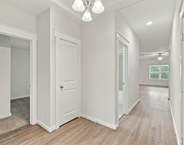 12408 Southern Trail Court - Photo Thumbnail 4