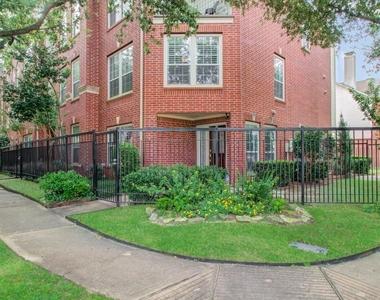 3027 Terrace Hills Lane - Photo Thumbnail 2