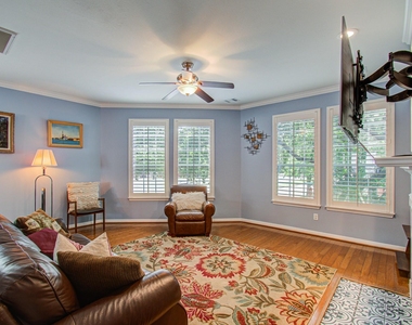 3027 Terrace Hills Lane - Photo Thumbnail 16