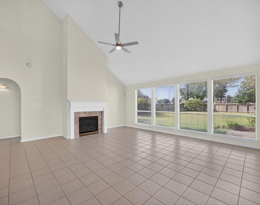 5326 Hanneck Valley Lane - Photo Thumbnail 11