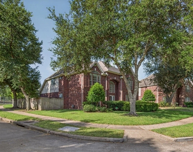 5326 Hanneck Valley Lane - Photo Thumbnail 3