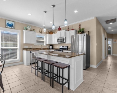 135 Ocean Shore Drive - Photo Thumbnail 16