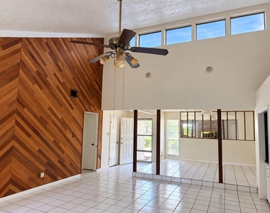 10434 Carlow Lane - Photo Thumbnail 4