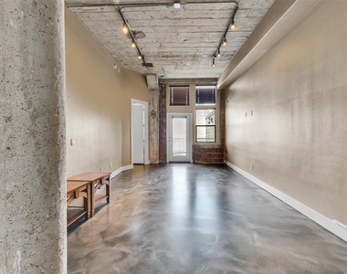 2323 Polk Street - Photo Thumbnail 18