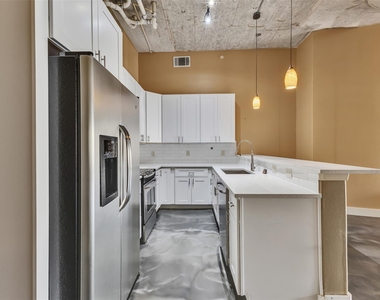 2323 Polk Street - Photo Thumbnail 10