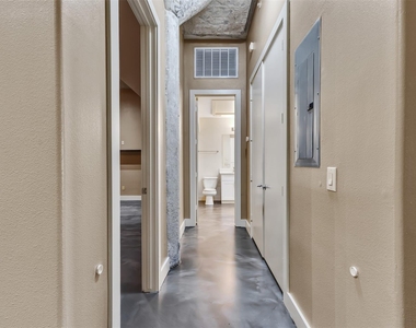 2323 Polk Street - Photo Thumbnail 5
