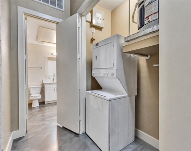 2323 Polk Street - Photo Thumbnail 7