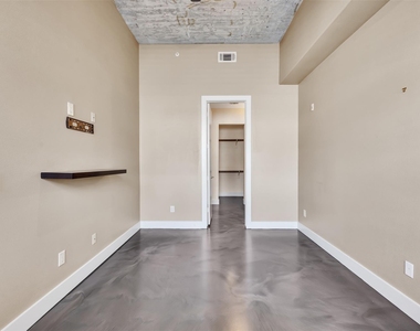 2323 Polk Street - Photo Thumbnail 13
