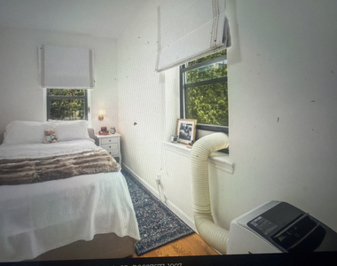 East 78th Street - Photo Thumbnail 9