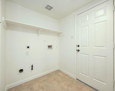 10003 Lynette Falls Drive - Photo Thumbnail 38