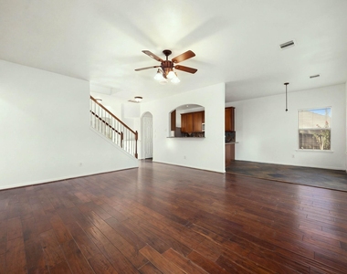 10003 Lynette Falls Drive - Photo Thumbnail 9