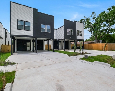 8328 Mariah Street - Photo Thumbnail 1