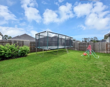 21314 Barcelona Heights Trail - Photo Thumbnail 24