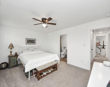 21314 Barcelona Heights Trail - Photo Thumbnail 19
